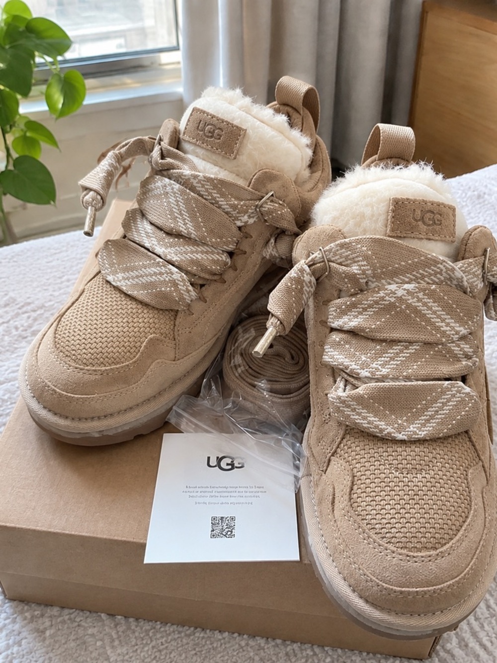 UGG Kids Tan Shearling-Trim Lace-Up Sneakers